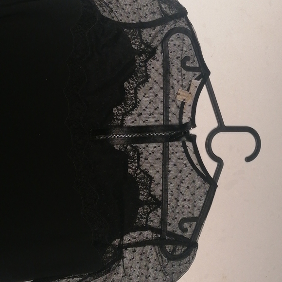 Michael Kors black top/blouse - Picture 3 of 3